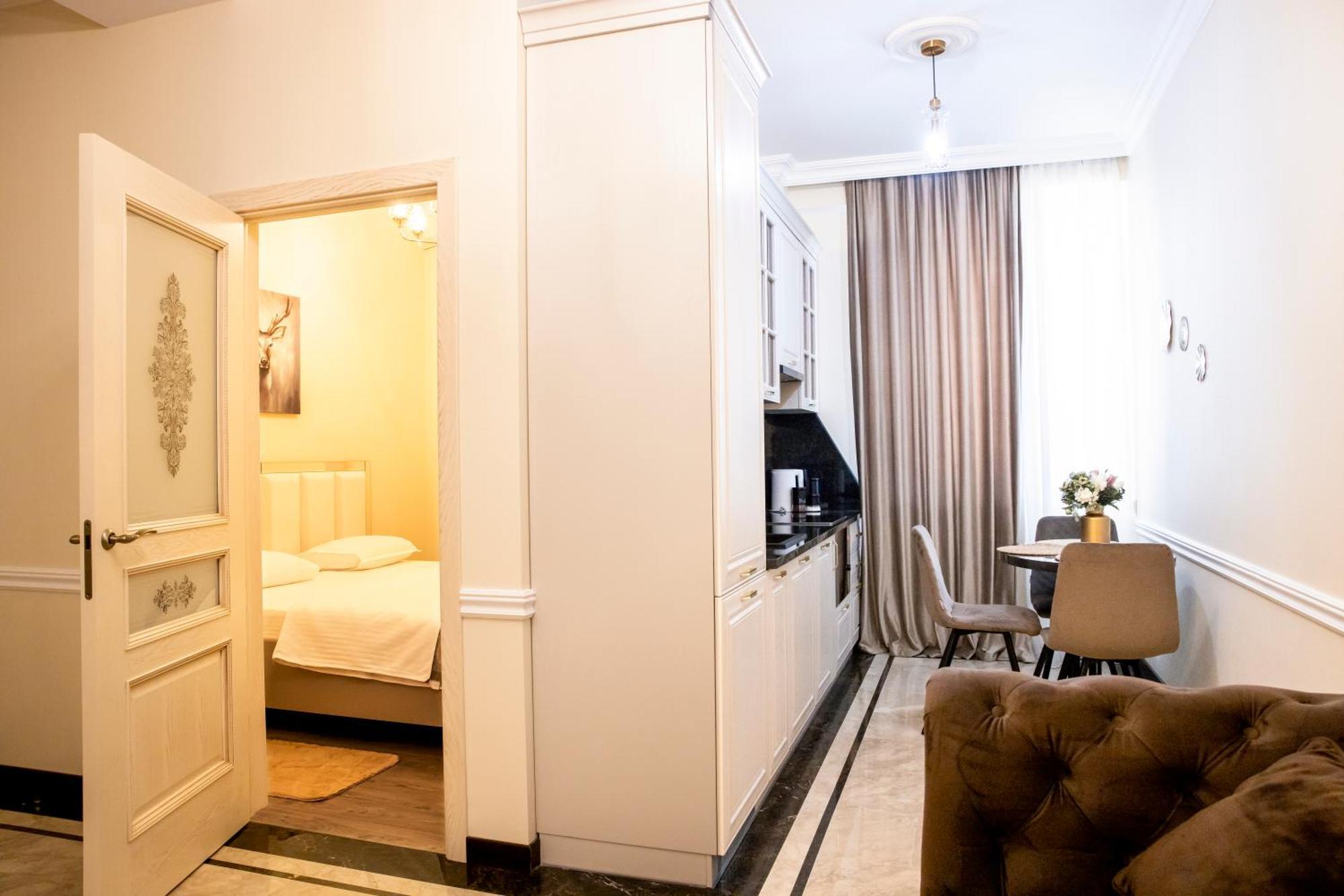 4Elements Apartments - One Br Apartments On Republic Square Jerevan Eksteriør bilde